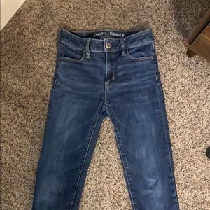 BOGO FREE AEO Medium/Dark Hi-Rise Jegging